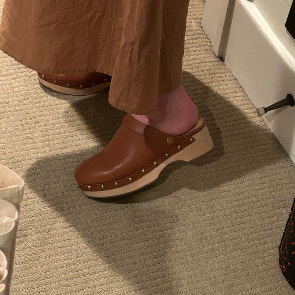 J. Crew leather clogs size 7 - Picture 3 of 5